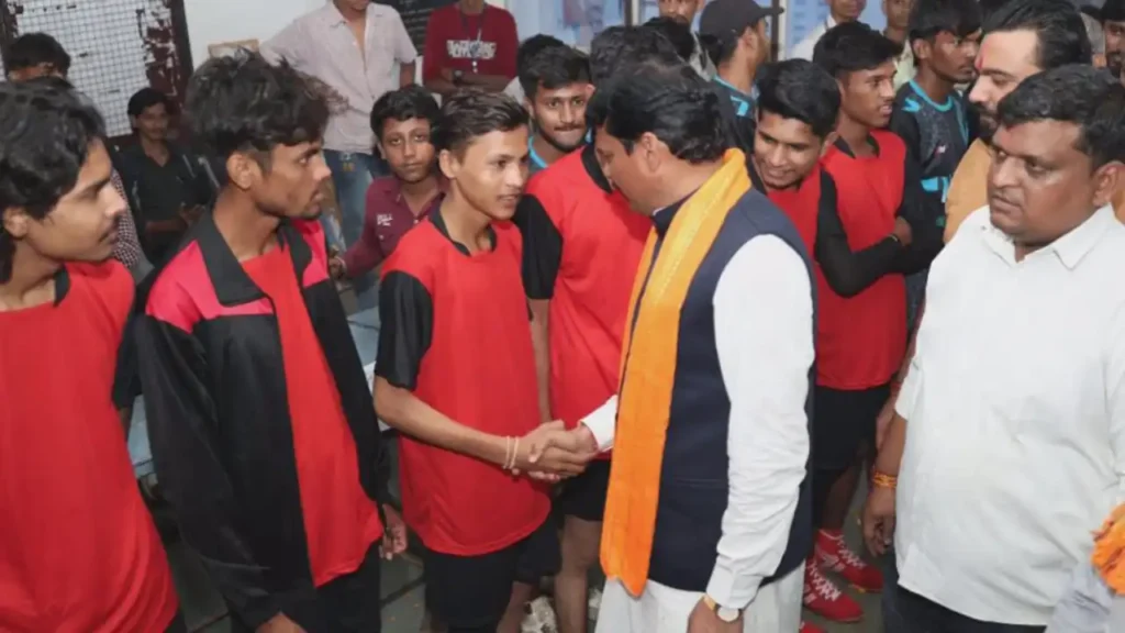 अटल बिहारी वाजपेयी शासकीय महाविद्यालय में जिला स्तरीय कबड्डी प्रतियोगिता का आयोजन