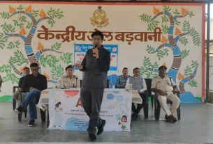 केन्द्रीय जेल बड़वानी में किया मानसिक स्वास्थ्य शिविर