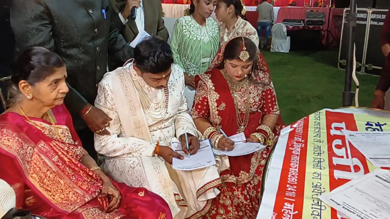 विवाह समारोह बना 'महादान' का मंच, 128 लोगों ने लिया देहदान, अंगदान और नेत्रदान का संकल्प