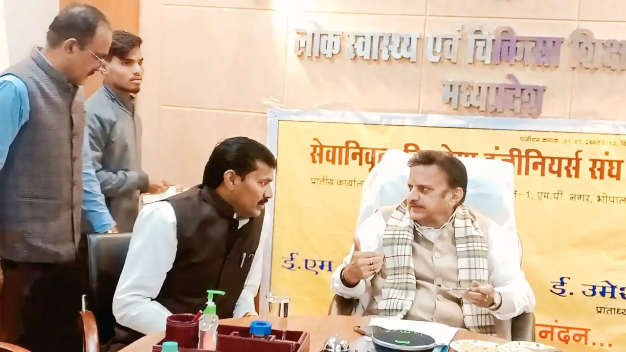 MLA श्याम बर्डे ने उप मुख्यमंत्री से की भेंट,CHC के उन्नयन को लेकर की चर्चा।