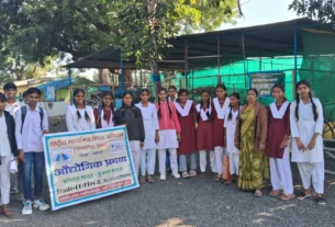 वोकेशनल कोर्स एग्रीकल्चर के विद्यार्थियों ने किया कृषि विज्ञान केंद्र में किया शैक्षणिक औद्योगिक भ्रमण।