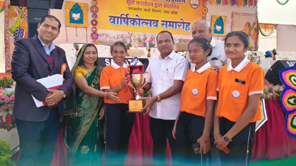 कुमारी शारदा विनोद वसावे ने कक्षा 10 में किया टॉप,परिवार व क्षेत्र को किया गौरवांवित