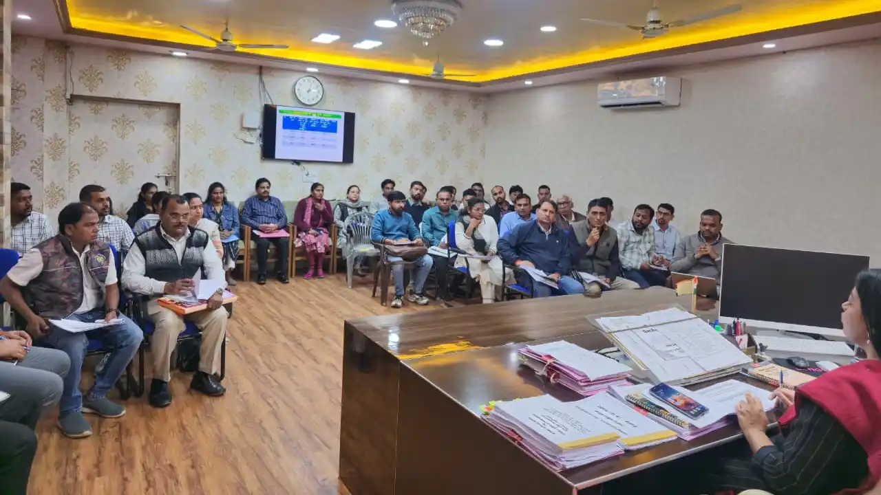 पानसेमल विकासखंड में दुग्ध उत्पादन को बढ़ावा देने नए मार्ग का शुभारंभ,पशुपालकों की आय वृद्धि के दिए निर्देश।