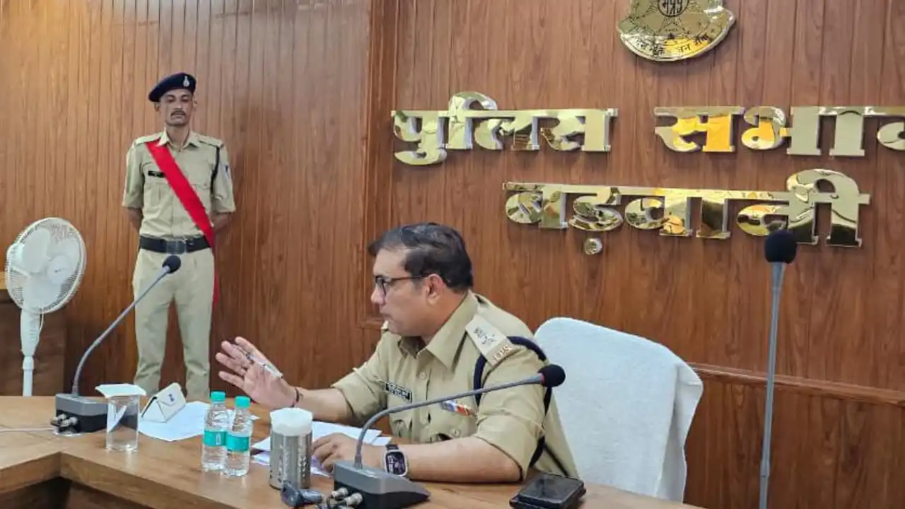 गोली मारकर हत्या करने वाले फरार आरोपी की गिरफ्तारी पर एस.पी. ने ₹5000 ईनाम की उद्घोषणा की